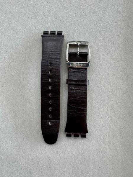 Swatch AYCS600 Deri Kordon