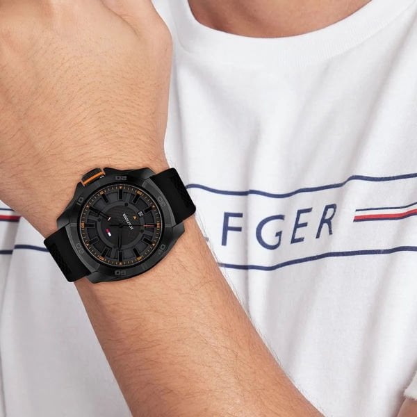 Tommy Hilfiger TH1792137 Erkek Kol Saati
