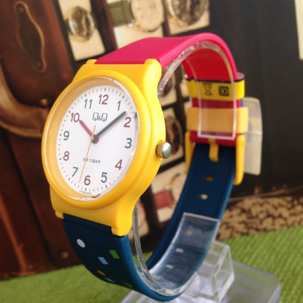 Q&Q VP46J050 Kol Saati