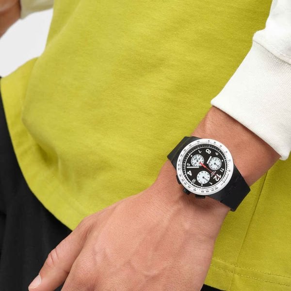 SUSB420 Swatch Nothing Basic About Black Erkek Kol Saati