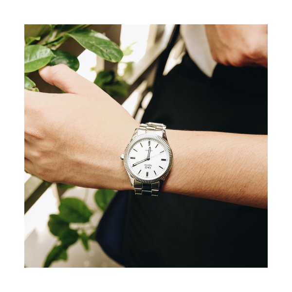 Q&Q S294J201Y Erkek Kol Saati