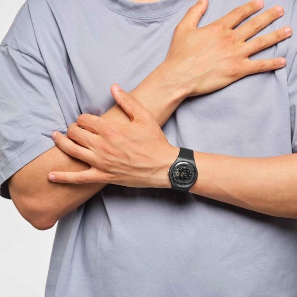 Swatch SO32B108 Spot Black Kol Saati