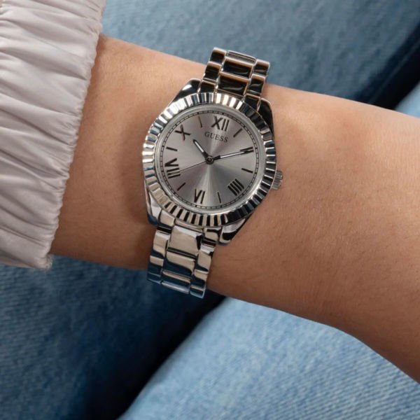 Guess GW0687L1  Kadın Kol Saati