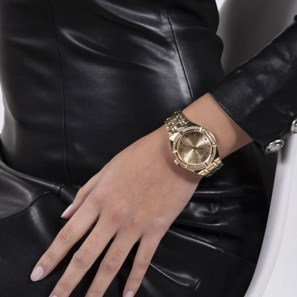 Guess GW0033L2 Kadın Kol Saati