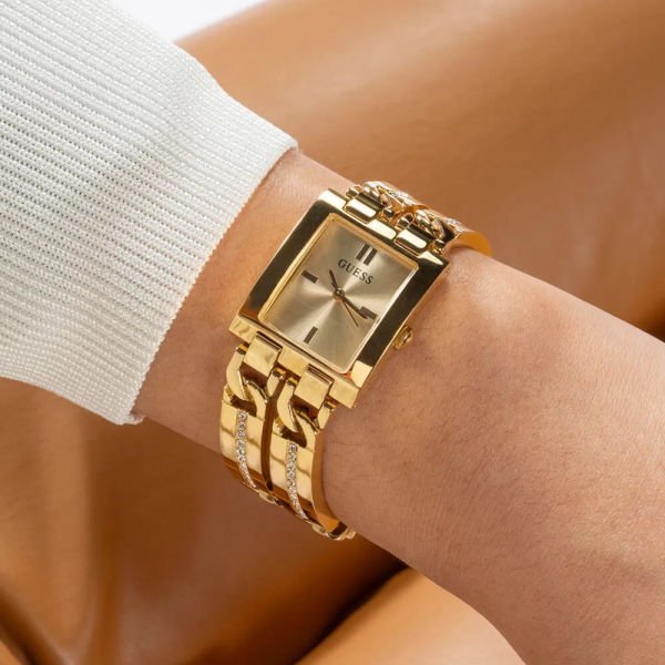 Guess GW0668L2 Kadın Kol Saati