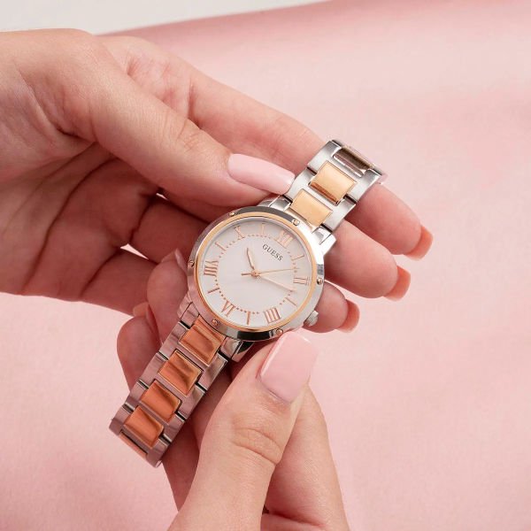 Guess GW0404L3 Kadın Kol Saati