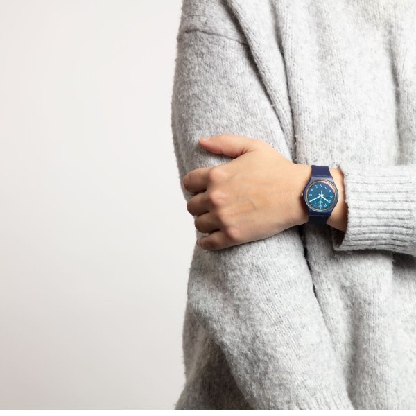 Swatch GN274 La Night Blue Plastik Silikon Kol Saati