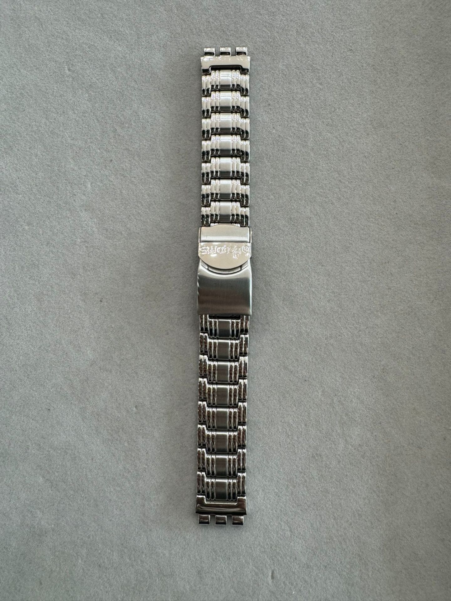 Swatch AYLS5 Metal Kordon