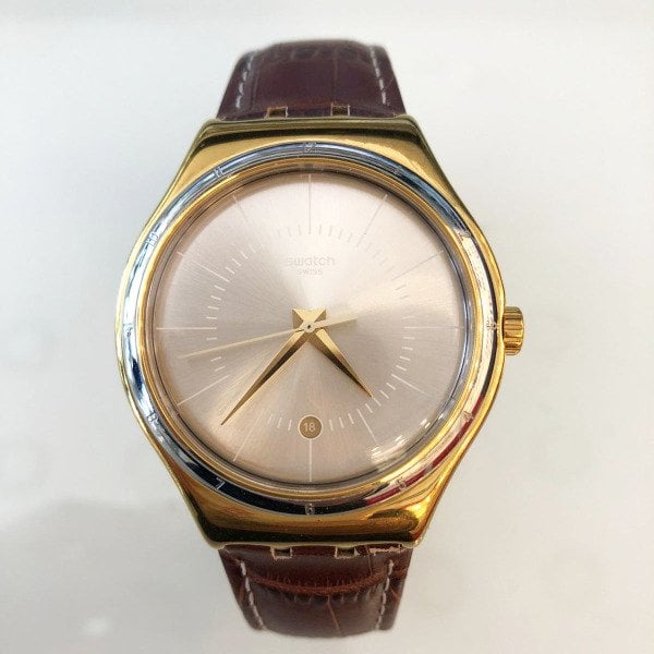 Swatch YWG401 Deri Kol Saati